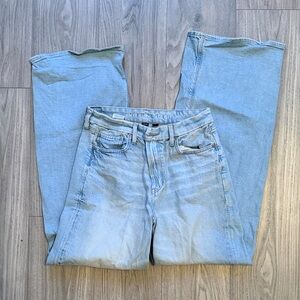 American Eagle Light Blue Denim Mom Jeans